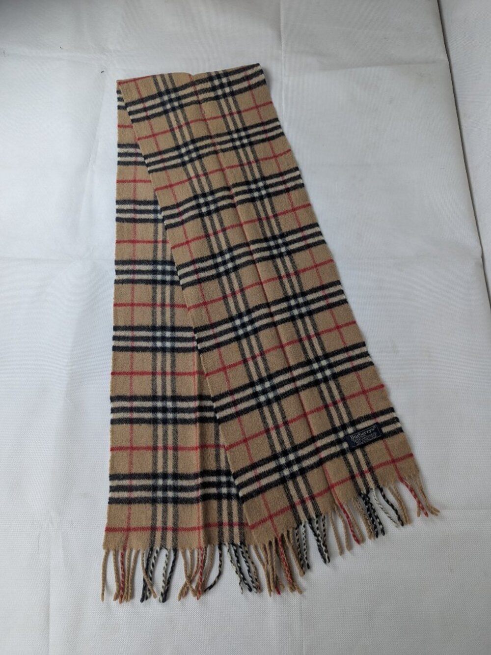 Burberry Nova Check Lambswool Beige Scarf | Must Have - Picture 2 of 11